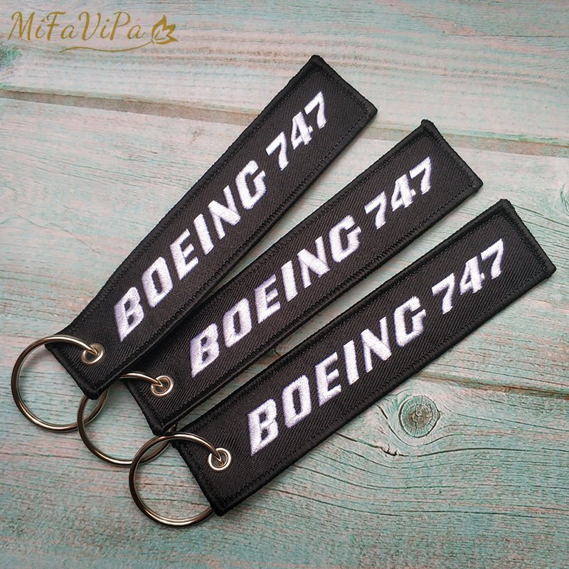 1 PC BLACK BOEING 747 KEYCHAIN - PILOTSX