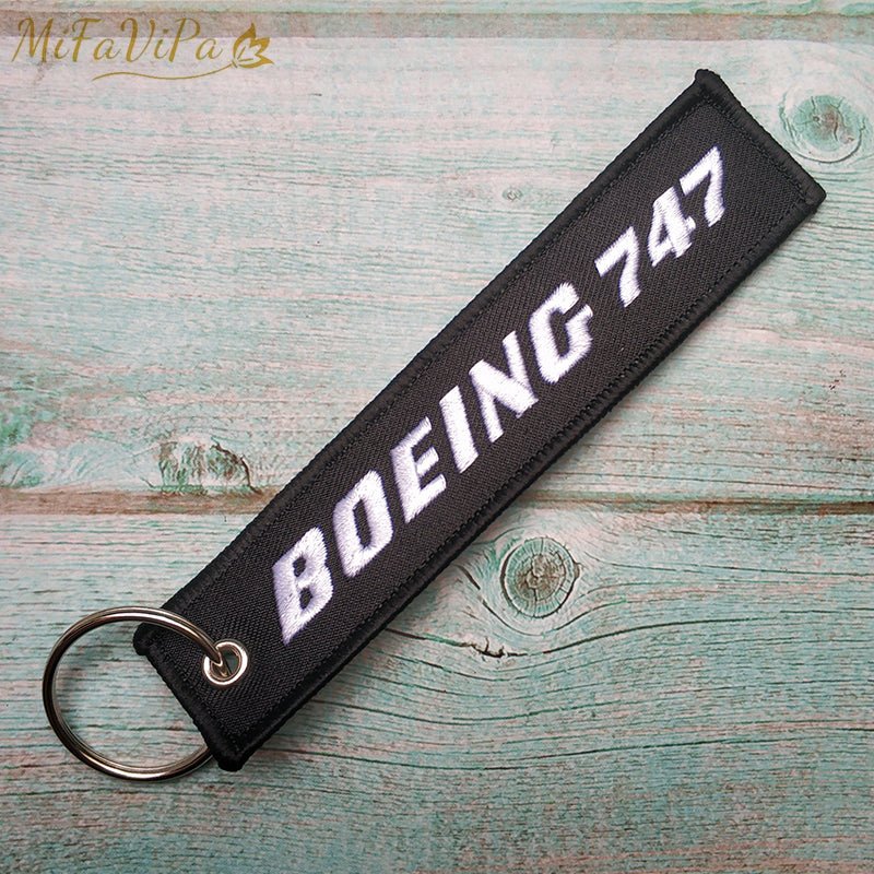 1 PC BLACK BOEING 747 KEYCHAIN - PILOTSX