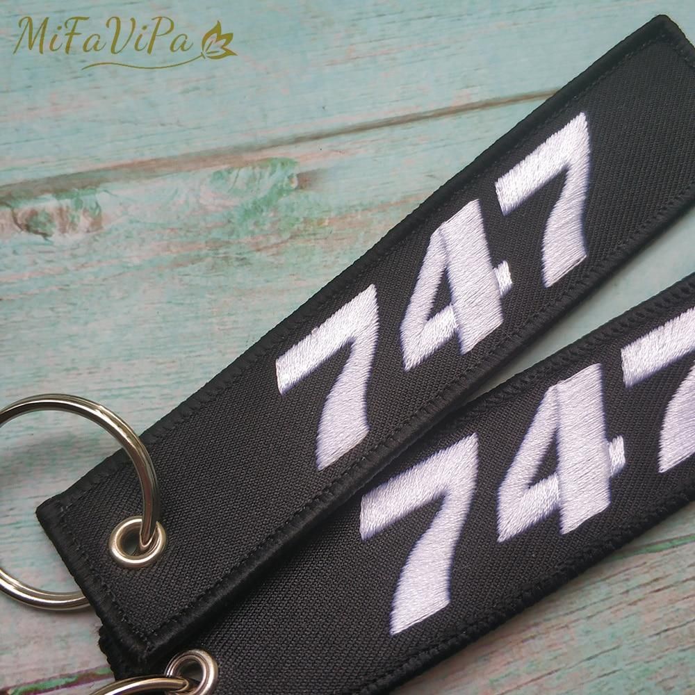 1 SET BOEING 777 747 EMBROIDERY KEY CHAIN - PILOTSX