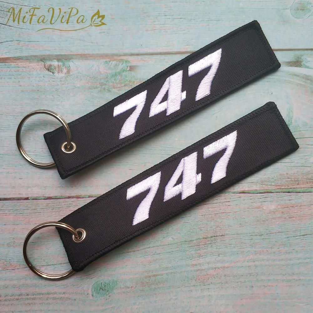 1 SET BOEING 777 747 EMBROIDERY KEY CHAIN - PILOTSX