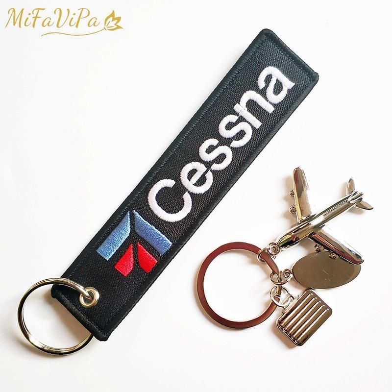 1 SET CESSNA KEYCHAIN - PILOTSX