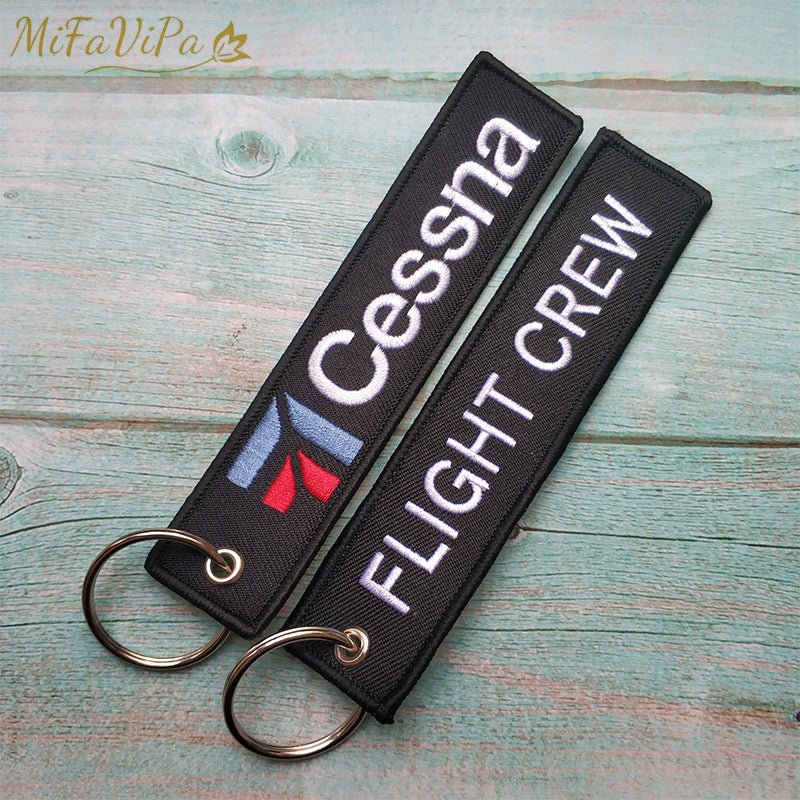 2 PCS CESSNA AVIATOR KEYCHAIN AIRCRAFT KEY CHAIN FLIGHT CREW - PILOTSX