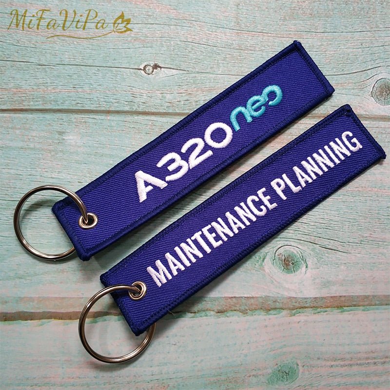 2 PCS/LOTMAINTENAINCE SIDE B A320 EMBROIDERY KEY CHAINS - PILOTSX