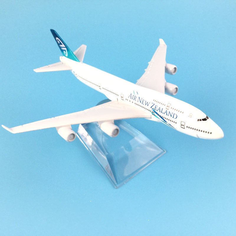 AIR NEW ZEALAND BOEING 777 PLANE MODEL AIRPLANE MODEL AIRCRAFT - PILOTSX