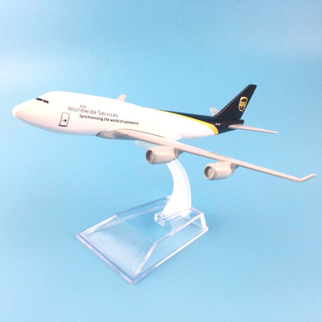 Model a380 airbus Boeing 747 airplane model aircraft Diecast Model Metal 1:400 airplane AV8R