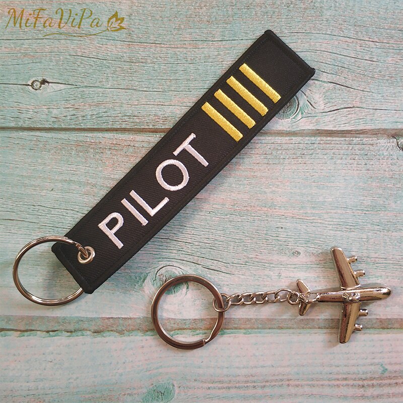 Pilot Aircraft Key Chain THE AVIATOR