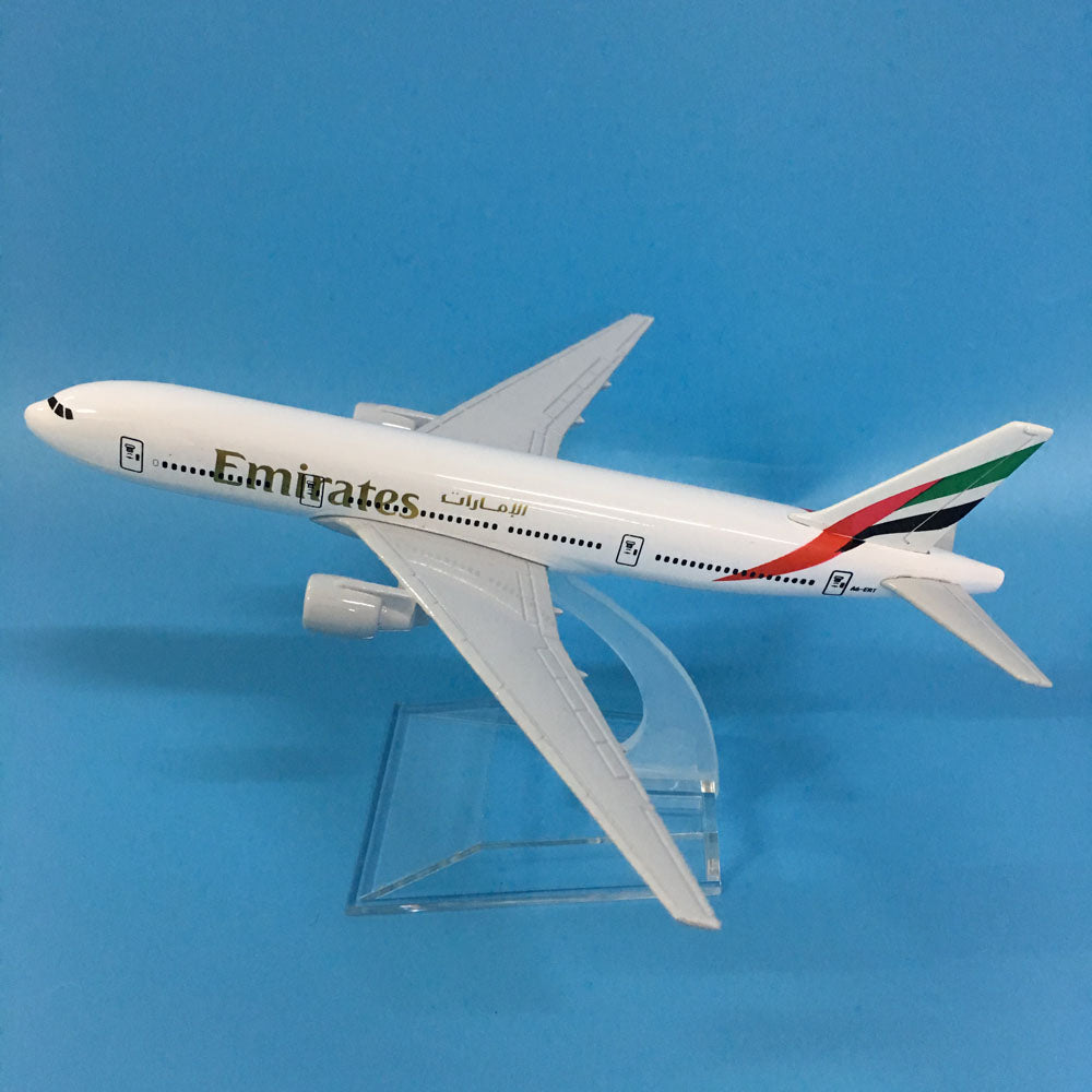 Emirates Boeing B777 Aircraft Model Diecast Metal 1:400 Airplanes Model Plane Toy gift AV8R